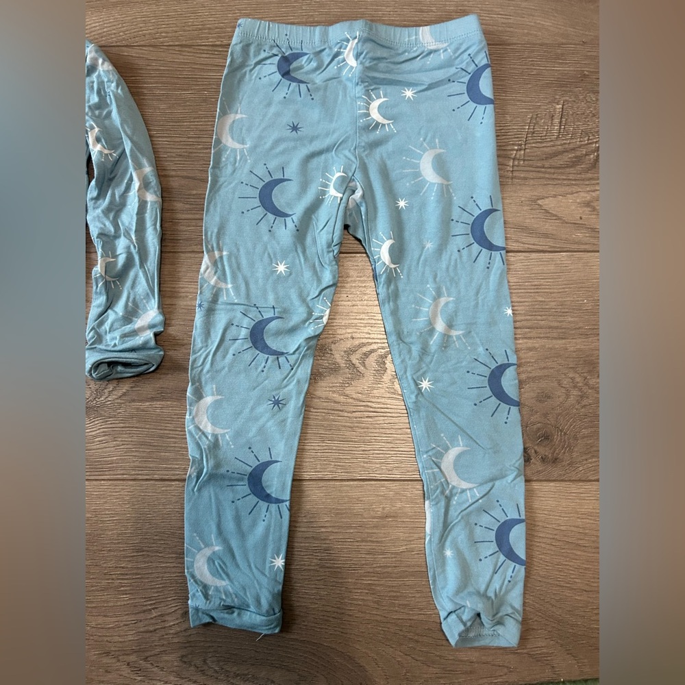 Kyte BABY Light Blue Moon & Star Pajama Set - Picture 5 of 6